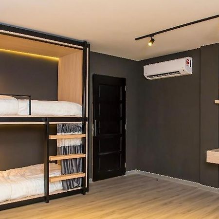 Rumah Tetamu Bunk Bunk Малакка Экстерьер фото